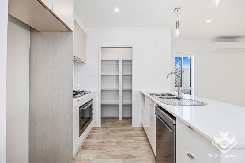 rental property Wide Bay