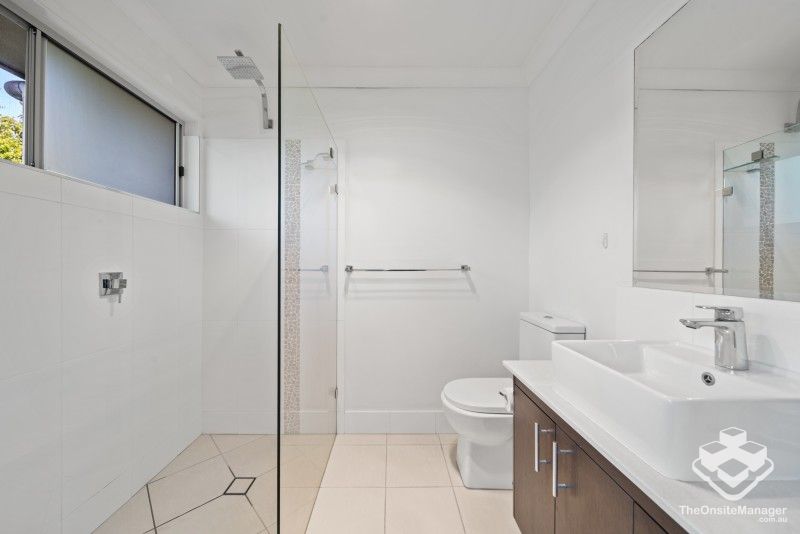 rental property Sunshine Coast