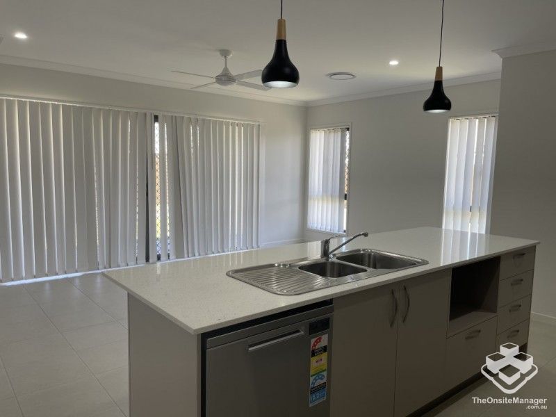 rental property Wide Bay