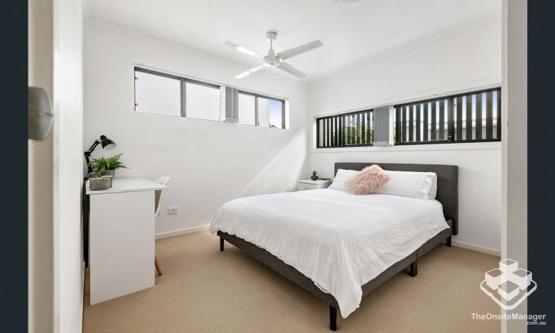 rental property Sunshine Coast