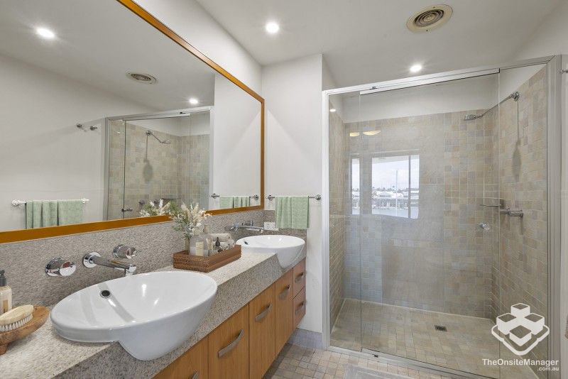 rental property Sunshine Coast