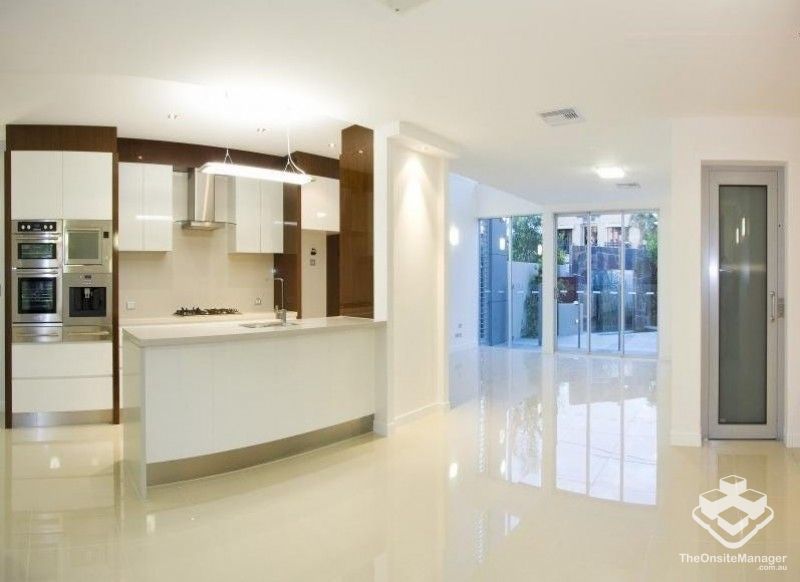 rental property Gold Coast