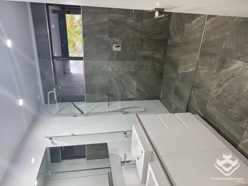 rental property Sunshine Coast