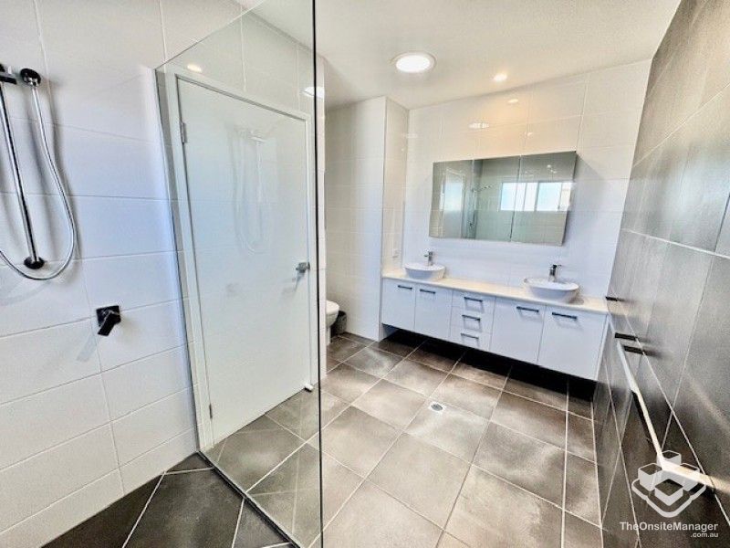 rental property Sunshine Coast