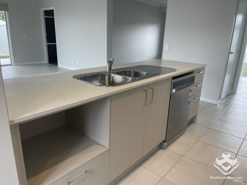 rental property Wide Bay
