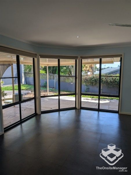 rental property Wide Bay