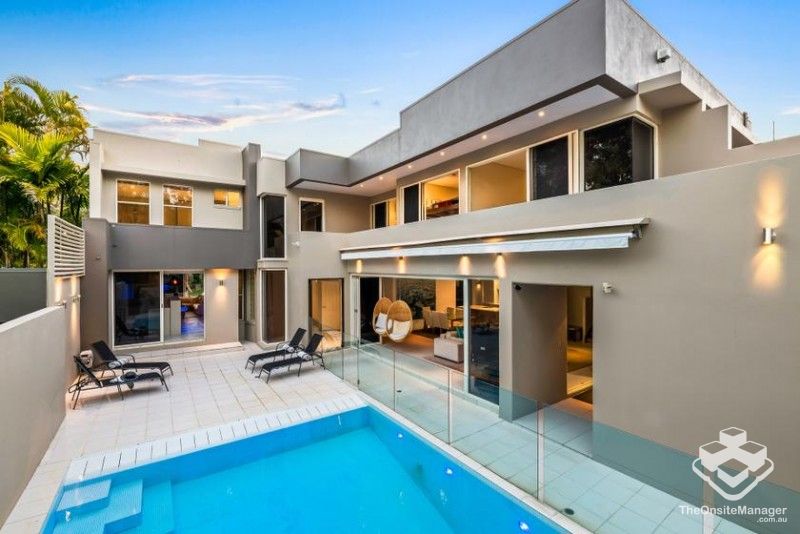 rental property Sunshine Coast