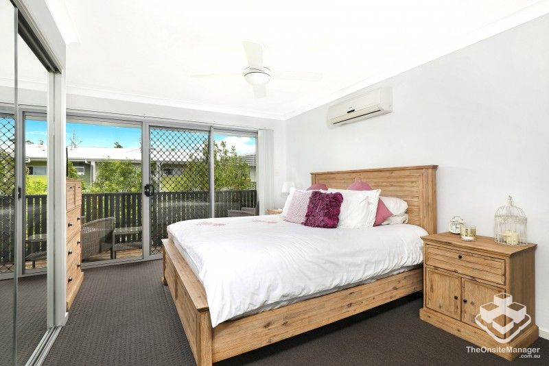 rental property Sunshine Coast