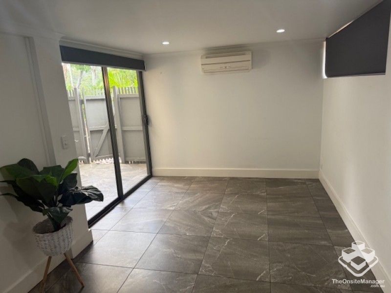 rental property Sunshine Coast