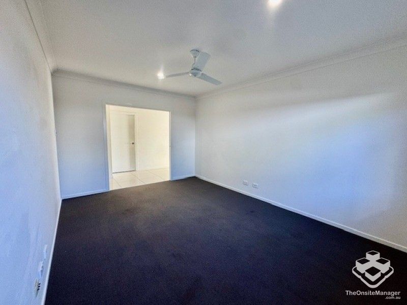 rental property Sunshine Coast