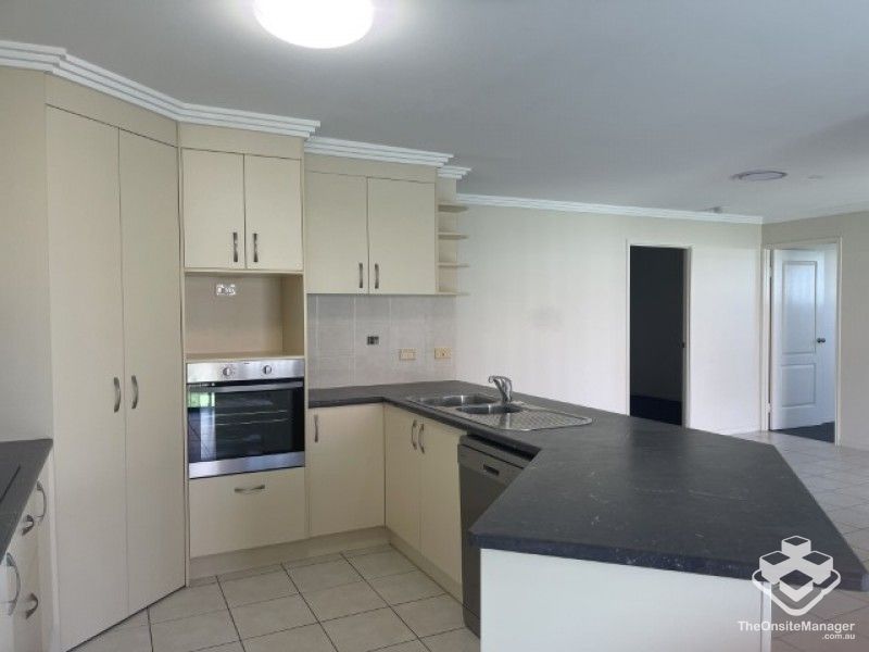 rental property Wide Bay