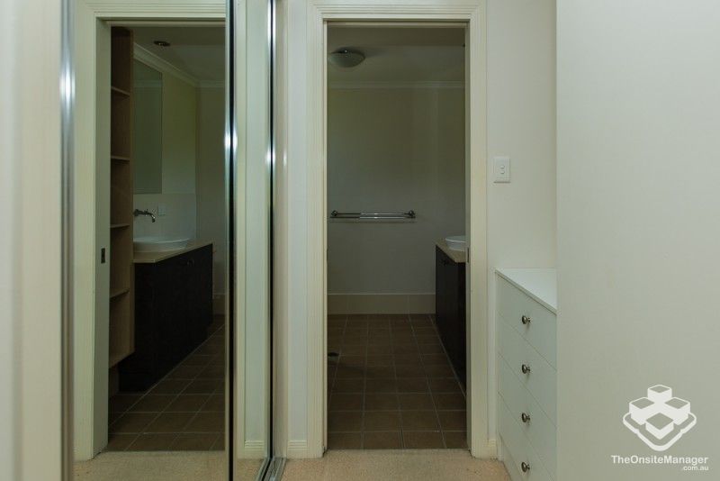 rental property Invalid address