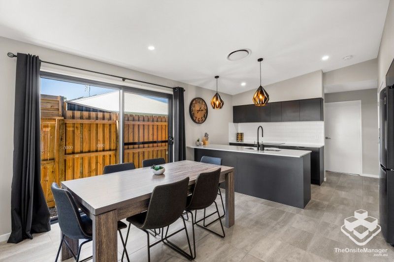 rental property Sunshine Coast