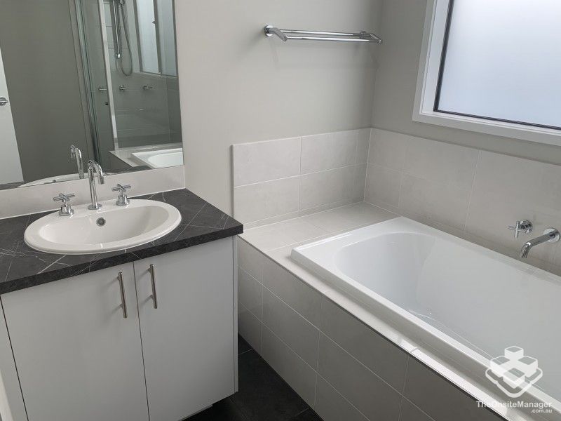 rental property Invalid address