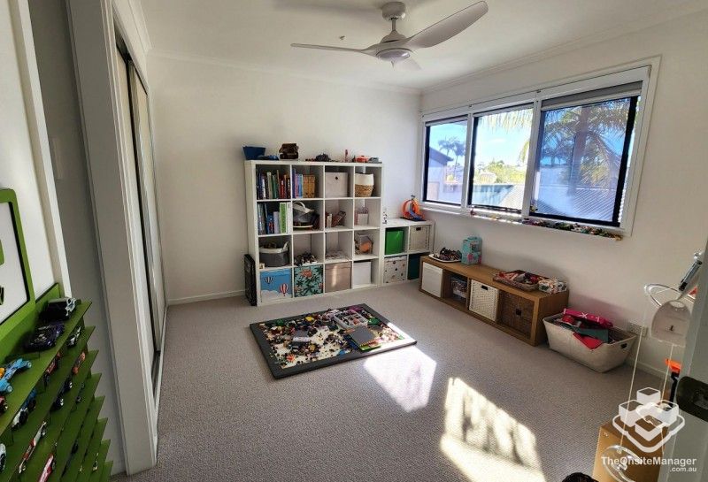 rental property Sunshine Coast