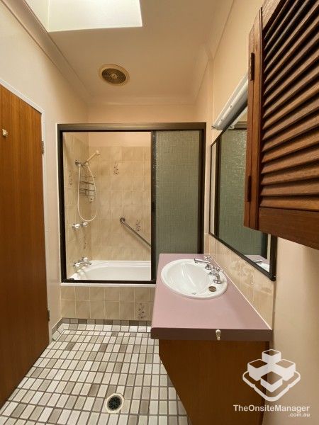 rental property Townsville