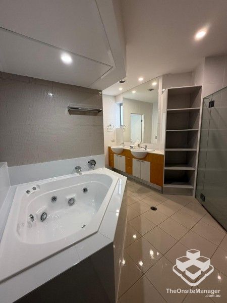 rental property Gold Coast