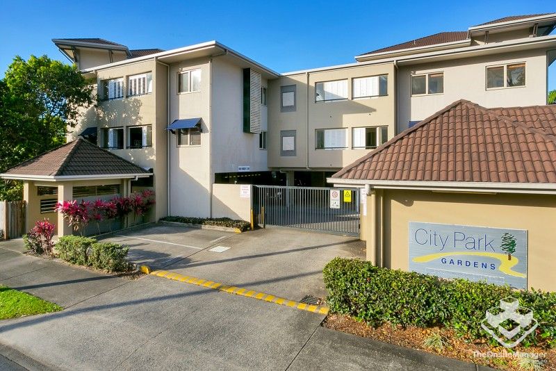rental property Cairns