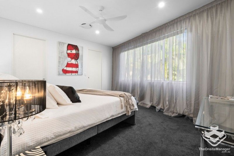 rental property Sunshine Coast