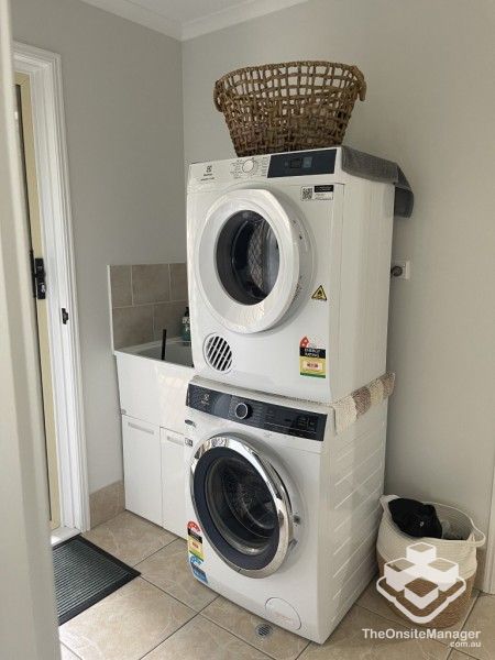 rental property Wide Bay