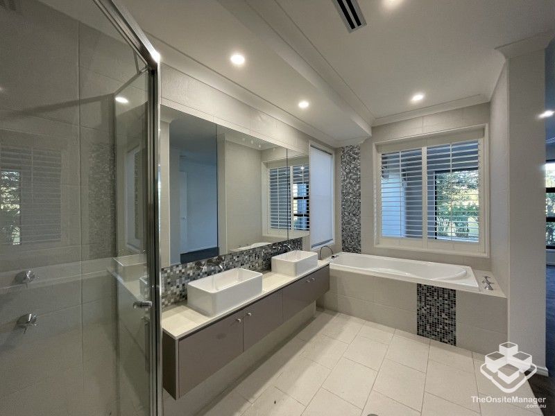 rental property Gold Coast