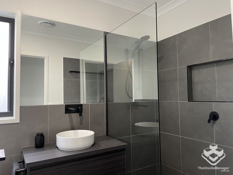 rental property Sunshine Coast