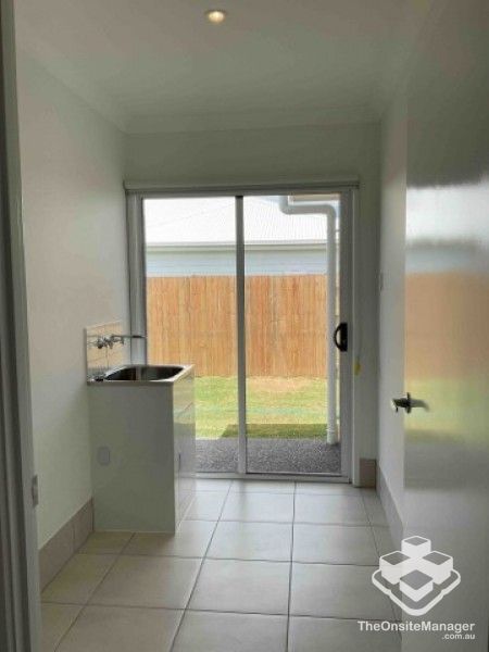 rental property Wide Bay