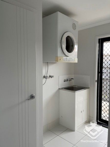 rental property Wide Bay