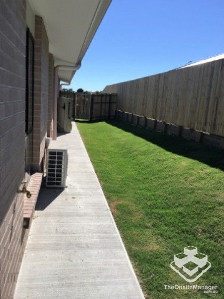 rental property Wide Bay