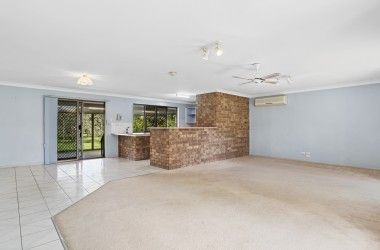 Listing Photograph