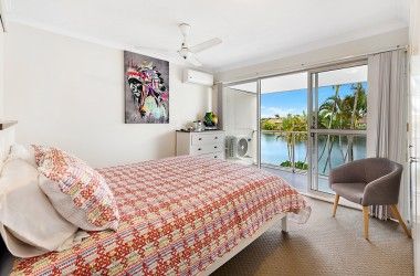 View Listing Listing Photograph