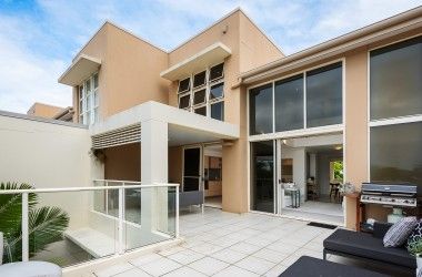 View Listing Listing Photograph