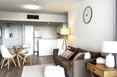 View Listing Listing Photograph