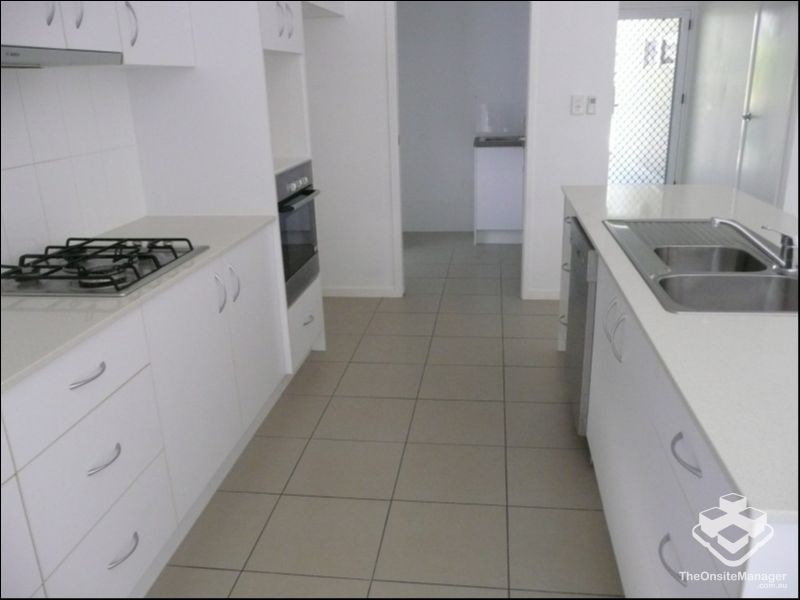 rental property Wide Bay