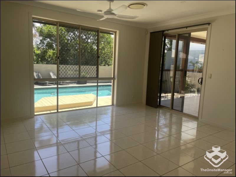 rental property Sunshine Coast