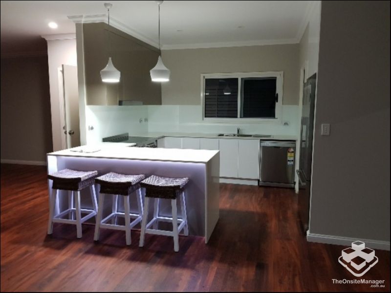 real estate Mackay