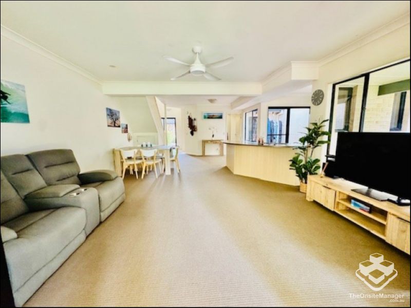 rental property Sunshine Coast